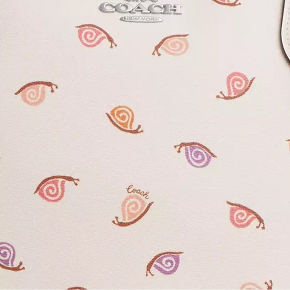 Coach Gallery Tote Bag With Snail Print - Picture 4 of 9